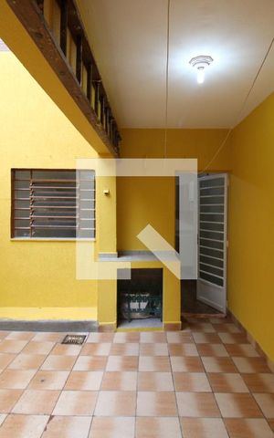 Casa à venda com 60m², 2 quartos e sem vagaÁrea de Serviço