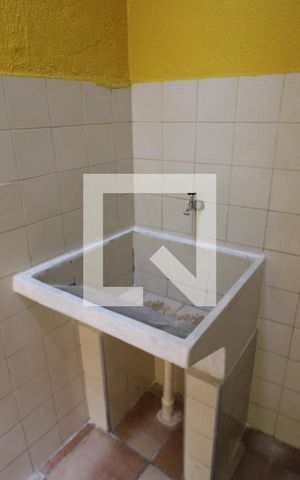 Casa à venda com 60m², 2 quartos e sem vagaÁrea de Serviço