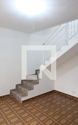 Casa à venda com 60m², 2 quartos e sem vagaSala