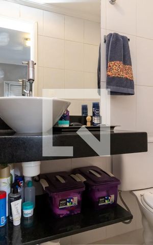 Apartamento à venda com 83m², 3 quartos e 2 vagasBanheiro da Suíte