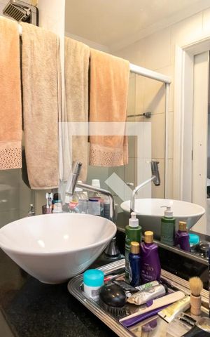 Apartamento à venda com 83m², 3 quartos e 2 vagasBanheiro da Suíte