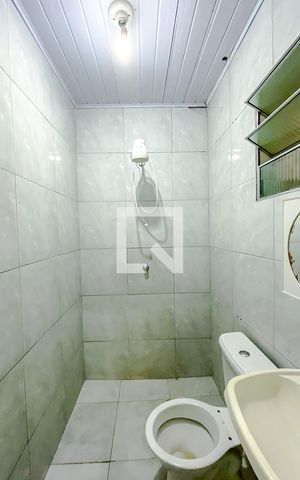 Casa para alugar com 45m², 2 quartos e sem vagaBanheiro da Suíte