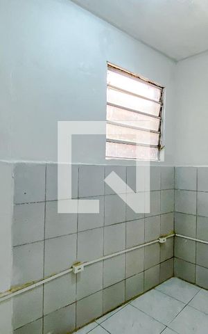 Casa para alugar com 45m², 2 quartos e sem vagaSala