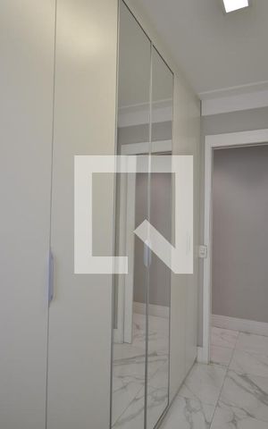 Apartamento à venda com 80m², 3 quartos e 2 vagasCloset