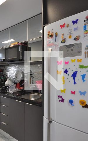 Apartamento à venda com 80m², 3 quartos e 2 vagasCozinha