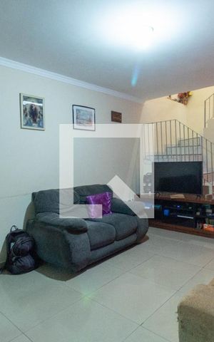 Casa à venda com 120m², 3 quartos e 1 vaga Casa à venda com 120m², 3 quartos e 1 vagaSala