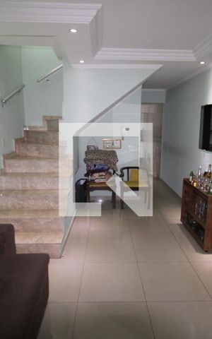 Casa à venda com 150m², 4 quartos e 2 vagasSala