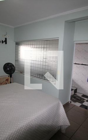 Casa à venda com 150m², 4 quartos e 2 vagasSuíte