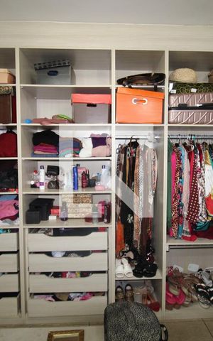 Casa à venda com 150m², 4 quartos e 2 vagasSuíte closet