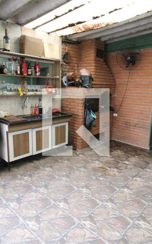 Casa à venda com 150m², 4 quartos e 2 vagasÁrea Comum