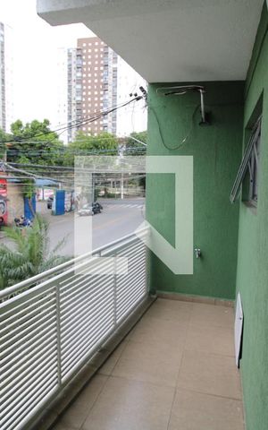 Casa à venda com 150m², 4 quartos e 2 vagasSuíte varanda