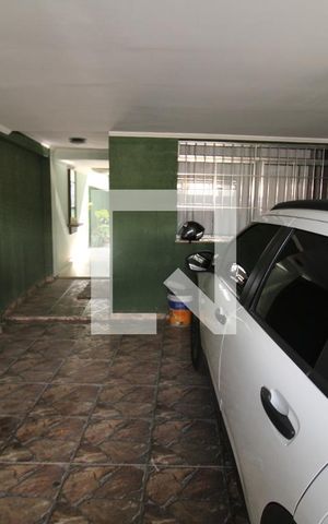 Casa à venda com 150m², 4 quartos e 2 vagasGaragem