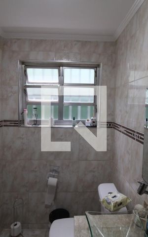 Casa à venda com 150m², 4 quartos e 2 vagasLavabo