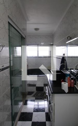 Casa à venda com 150m², 4 quartos e 2 vagasSuíte