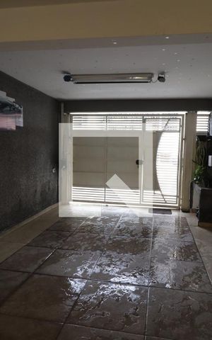 Casa à venda com 208m², 3 quartos e 2 vagasGaragem
