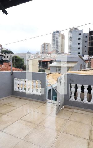 Casa à venda com 208m², 3 quartos e 2 vagasÁrea de Serviço
