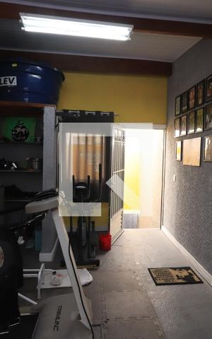 Casa à venda com 208m², 3 quartos e 2 vagasAcademia