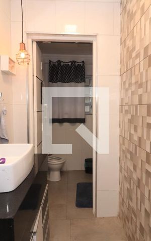 Casa à venda com 208m², 3 quartos e 2 vagasBanheiro Social