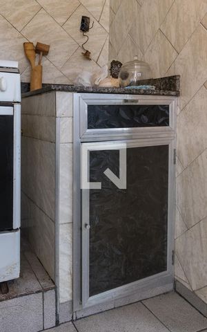 Casa à venda com 100m², 2 quartos e sem vagaCozinha - Armários