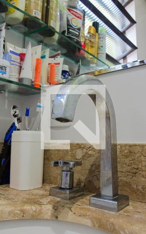 Apartamento à venda com 70m², 2 quartos e 1 vaga Apartamento à venda com 70m², 2 quartos e 1 vagaBanheiro da Suíte