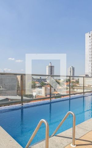 Apartamento à venda com 34m², 1 quarto e 1 vaga Apartamento à venda com 34m², 1 quarto e 1 vagaÁrea comum - Piscina