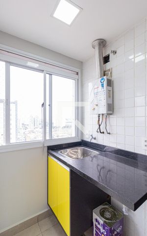 Apartamento à venda com 34m², 1 quarto e 1 vagaCozinha e área de serviço