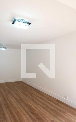 Casa para alugar com 200m², 3 quartos e 2 vagasSala
