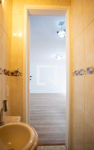 Casa para alugar com 200m², 3 quartos e 2 vagasLavabo