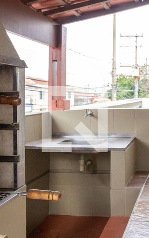 Casa para alugar com 200m², 3 quartos e 2 vagasÁrea comum - Churrasqueira