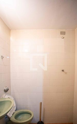 Casa para alugar com 200m², 3 quartos e 2 vagasBanheiro de serviço