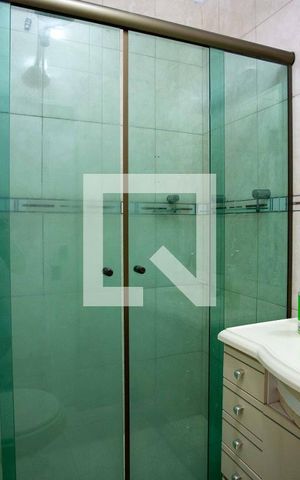Casa para alugar com 200m², 3 quartos e 2 vagasBanheiro 2