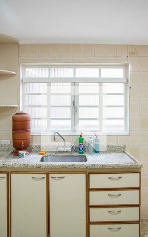 Casa para alugar com 200m², 3 quartos e 2 vagasCozinha