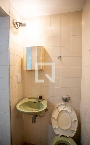 Casa para alugar com 200m², 3 quartos e 2 vagasBanheiro de serviço