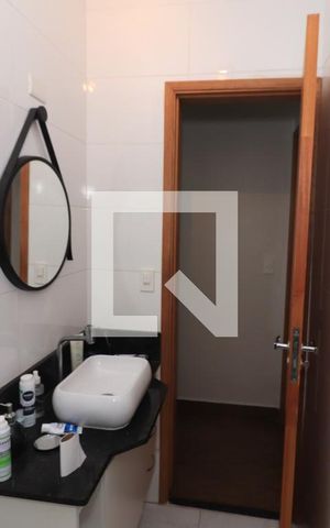 Casa à venda com 140m², 3 quartos e 3 vagasBanheiro Social