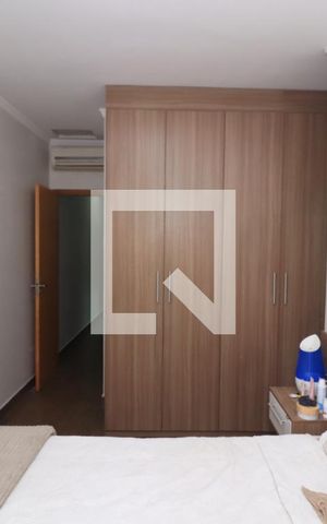 Casa à venda com 140m², 3 quartos e 3 vagasQuarto Suíte