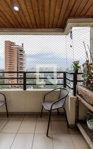 Apartamento à venda com 83m², 3 quartos e 2 vagas Apartamento à venda com 83m², 3 quartos e 2 vagasVaranda