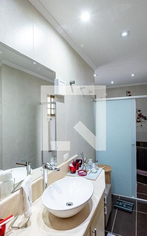 Casa à venda com 170m², 3 quartos e 2 vagas Casa à venda com 170m², 3 quartos e 2 vagasBanheiro da Suíte 1