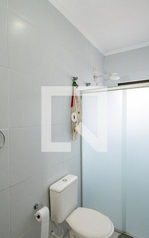 Casa à venda com 170m², 3 quartos e 2 vagas Casa à venda com 170m², 3 quartos e 2 vagasBanheiro da Suíte 2