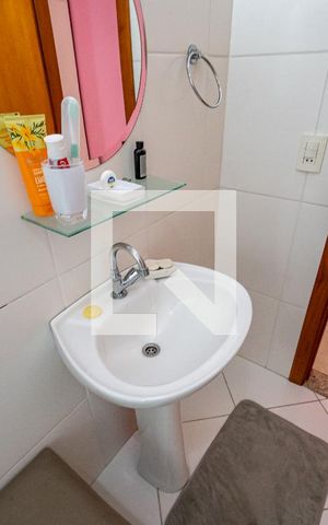 Casa à venda com 170m², 3 quartos e 2 vagas Casa à venda com 170m², 3 quartos e 2 vagasBanheiro da Suíte 3