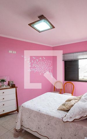 Casa à venda com 170m², 3 quartos e 2 vagas Casa à venda com 170m², 3 quartos e 2 vagasSuíte 3