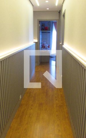 Apartamento à venda com 252m², 4 quartos e 4 vagasCorredor