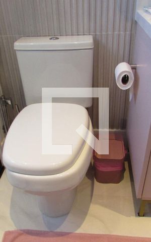 Apartamento à venda com 252m², 4 quartos e 4 vagasBanheiro da Suíte 4