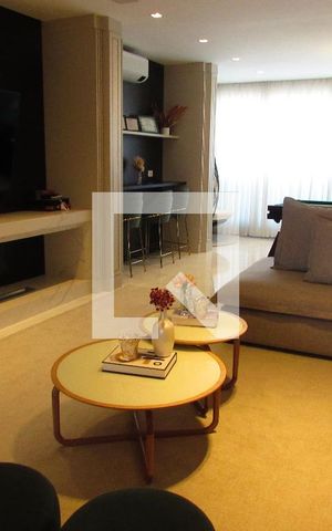 Apartamento à venda com 252m², 4 quartos e 4 vagasSala de TV