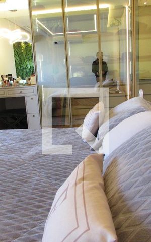 Apartamento à venda com 252m², 4 quartos e 4 vagasSuíte 1