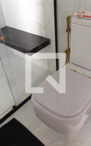 Apartamento à venda com 252m², 4 quartos e 4 vagasBanheiro da Suíte 1