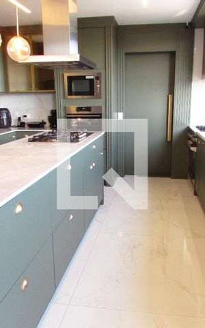 Apartamento à venda com 252m², 4 quartos e 4 vagasCozinha