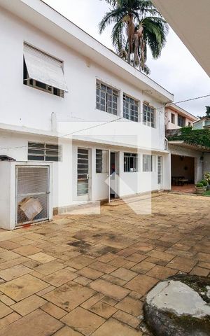 Casa para alugar com 416m², 4 quartos e 3 vagasEdicula