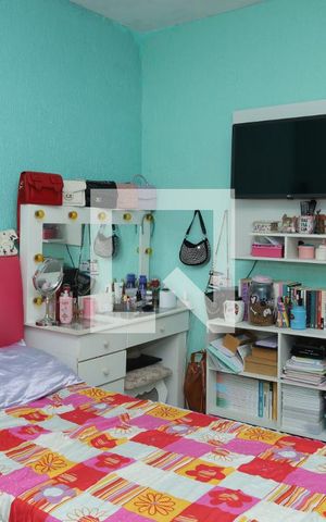Casa à venda com 27m², 3 quartos e sem vagaQuarto 1