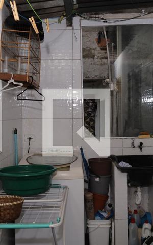 Casa à venda com 27m², 3 quartos e sem vagaÁrea de Serviço