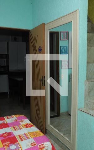 Casa à venda com 27m², 3 quartos e sem vagaQuarto 1